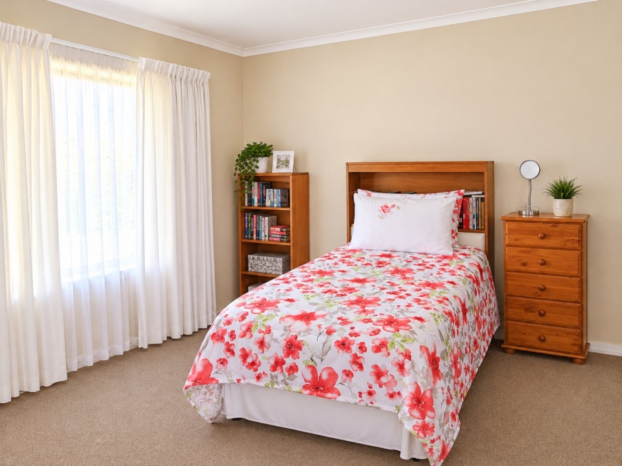 2 Bedroom Property for Sale in Langenhovenpark Free State